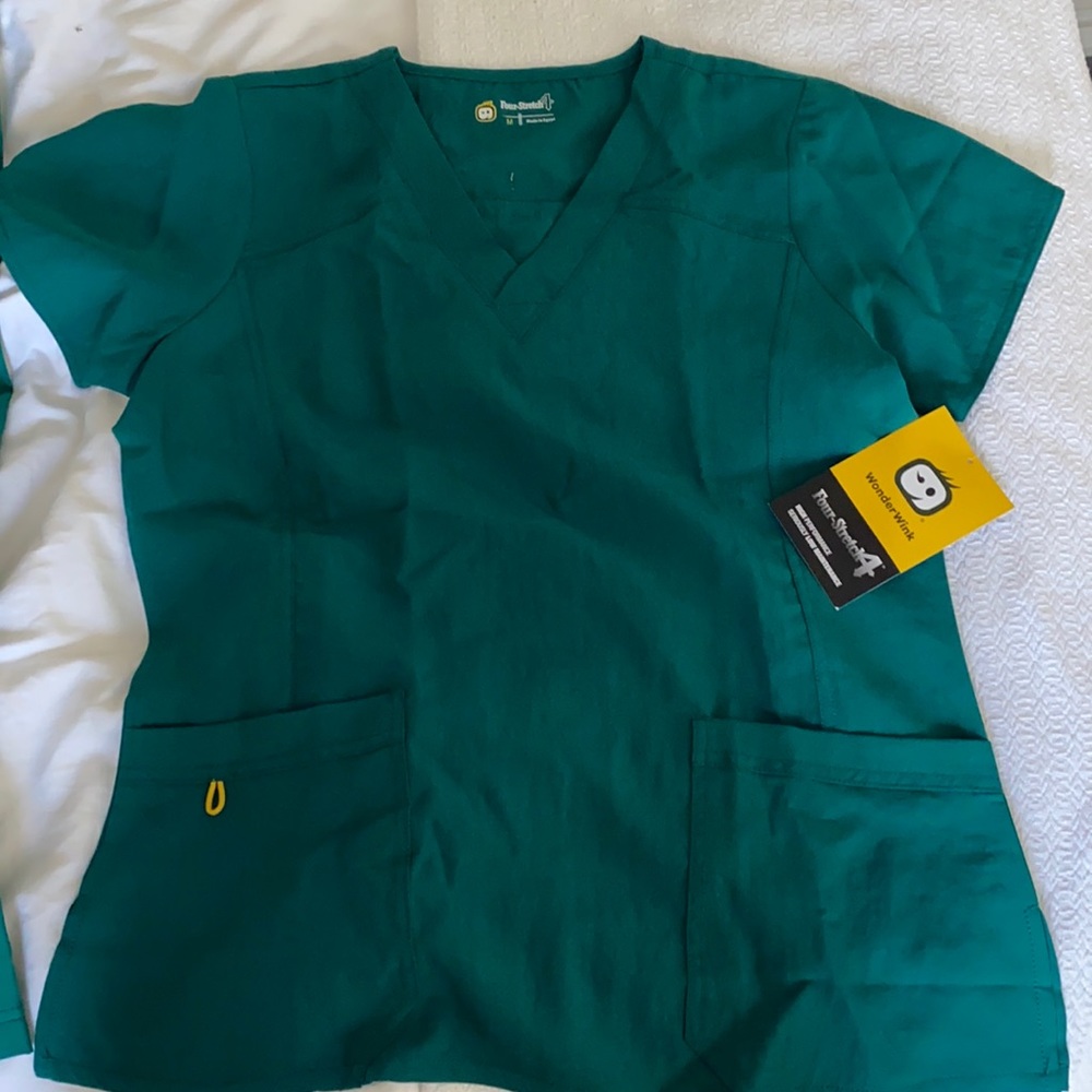 Womderwink / Carhartt scrub top and bottom